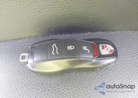 2015 Porsche Macan S z USA, uszkodzony, nr VIN WP1AB2A52FLB41503